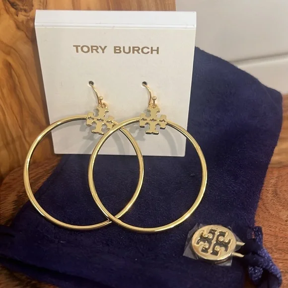 Tory Burch Stocked-T Hoop - Picture 7 of 16